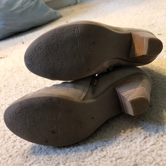 Booties! - Picture 4 of 4